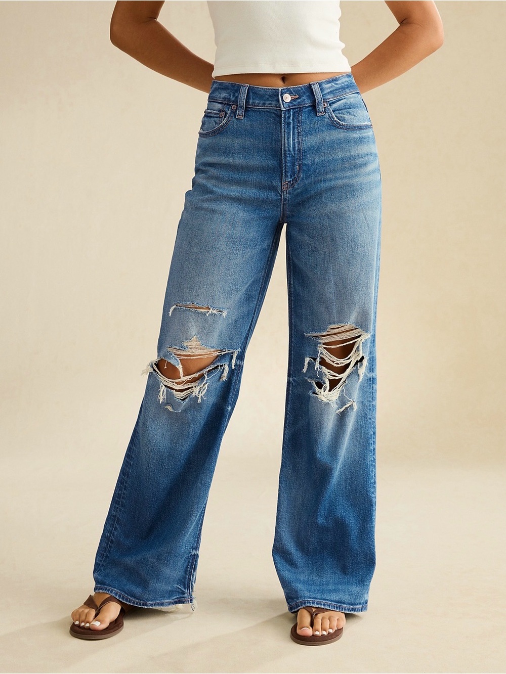 AE Curvy High Waisted Baggy Jeans